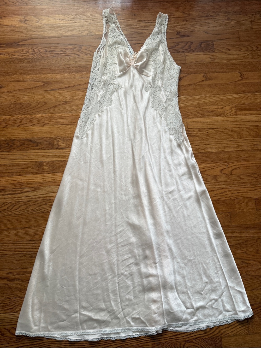 Vintage Christian Dior flirty lace trim long nightie Large - Picture 5 of 16